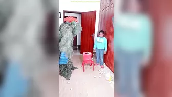 FUNNY VIDEO GHILLIE SUIT TROUBLEMAKER BUSHMAN PRANK try not to laugh Family The Honest Comedy 78