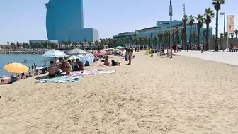 Beach Sant Sebastia ????????Barcelona beach walk