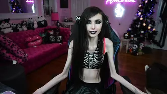 Eugenia Cooney Gets Annoyed After Feeling Attacked On Stream