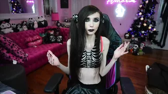 Eugenia Cooney Gets Annoyed After Feeling Attacked On Stream