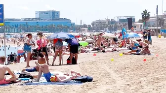 Beach Barceloneta????????Barcelona beach walk