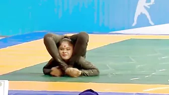 Vaishnavi of Tamil Nadu Gold Medal performance Artistic Yoga. Surprising New Form of Yoga!!!