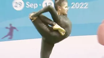 Vaishnavi of Tamil Nadu Gold Medal performance Artistic Yoga. Surprising New Form of Yoga!!!