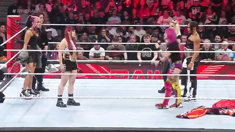 Damage CTRL accept WarGames Challenge from Bianca Belair, Alexa Bliss and Asuka: Raw, Nov. 7, 2022