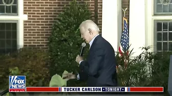 Tucker shreds Biden's latest gaffe addressing 'gays and gentlemen'