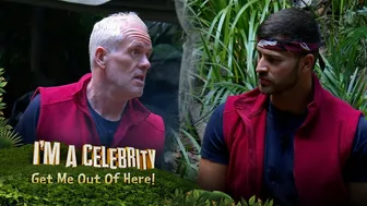 Chris Moyles convinces Owen Warner that he can dance ???????? | I'm A Celebrity... Get Me Out Of Here!