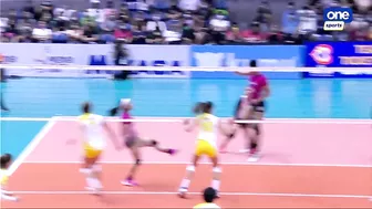 Creamline takes first set vs. F2 Logistics | 2022 PVL Reinforced Conference