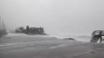 Heavy wind, rain hits Vilano Beach area