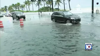 State Road A1A floods at Fort Lauderdale Beach