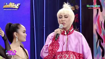 Vice Ganda has a funny story about the forehead of one of his classmates | Girl On Fire