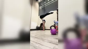 Тренировка дома.Workout at home/Flexible girl/Flexible/CONTORTION