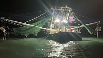 Coast Guard rescues 4 in sinking shrimp vessel south of Jamaica Beach