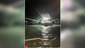 Coast Guard rescues 4 in sinking shrimp vessel south of Jamaica Beach