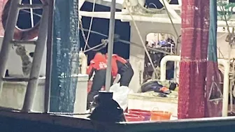 Coast Guard rescues 4 in sinking shrimp vessel south of Jamaica Beach