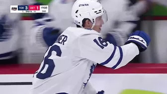 Marner scores to extend point-streak to 17 games