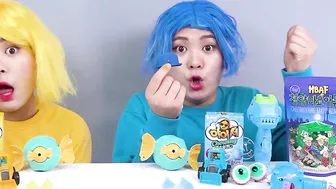 Blue VS Yellow Color Food Challenge! EATING ONLY ONE COLOR FOOD FOR 24 HOURS by HIU 하이유