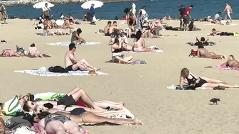 Barcelona summer beach tour, beach Sant Miquel