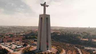 Lisbon - A Summer Weekend Getaway | Cinematic 4K Travel