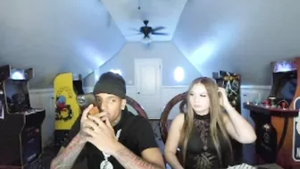 iHeartMemphis Calls NLE Choppa & Coco LIVE On Twitch Stream!