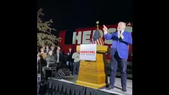 Cruz TKOs The Dems With Funny Joke At Walker Rally