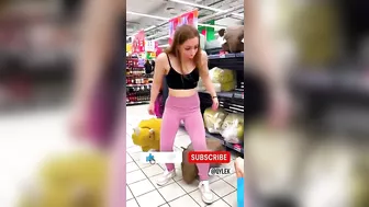 GIRL SEAT ON MY F????️CE in a mall????????#tiktok #shorts #qylek