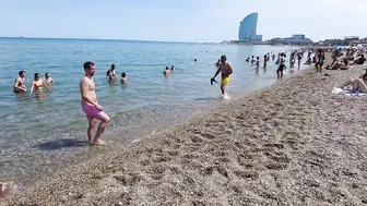 Barcelona Spain - Beach Walking Tour - June Summer 2022