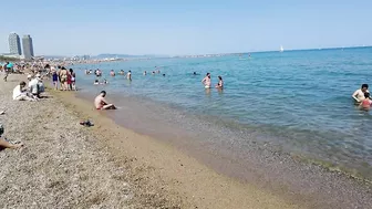 Beach Walking tour - Barcelona Spain - Saint Miquel Beach 2022