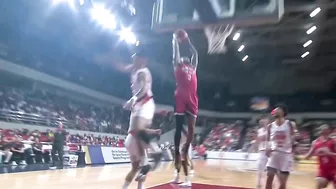 Mo Tautuaa gives high-five on Ref after worst Travel of the season! ????