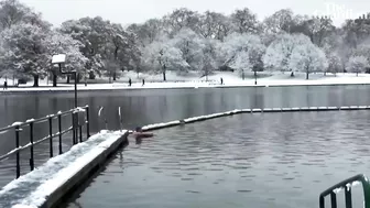 Travel disruption as heavy snow blankets parts of UK