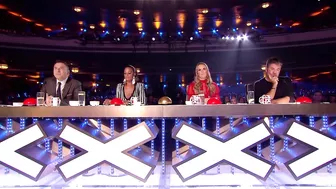 Funny Comedian Claps Back At RUDE BGT Audience Members!