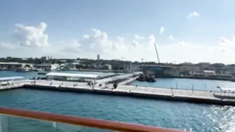 LIVE SAIL AWAY CELEBRITY REFLECTION. NASSAU BAHAMAS DECEMBER 2022