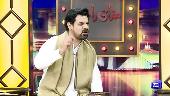 Hamza Ali Abbasi Ko Chand Par Chor Dongi, Model Zarnab | Mazaaq Raat