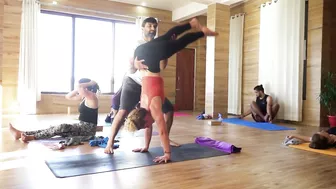 Ashtanga Yoga in Rishikesh || 200hr, 300hr Ashtanga Intensive Course in Rishikesh || Course Review