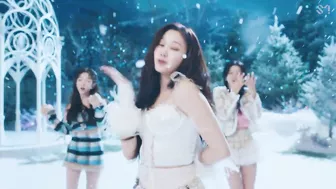 Red Velvet X aespa 'Beautiful Christmas' MV