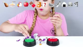 TIKTOK EMOJI MUKBANG???? ???????????????????? YES or No Challenge ASMR Eating Emoji Foods challenge by HIU 하이유