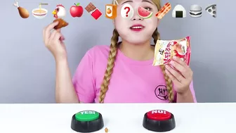 TIKTOK EMOJI MUKBANG???? ???????????????????? YES or No Challenge ASMR Eating Emoji Foods challenge by HIU 하이유