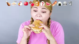 TIKTOK EMOJI MUKBANG???? ???????????????????? YES or No Challenge ASMR Eating Emoji Foods challenge by HIU 하이유