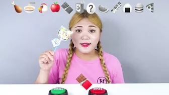 TIKTOK EMOJI MUKBANG???? ???????????????????? YES or No Challenge ASMR Eating Emoji Foods challenge by HIU 하이유