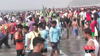 বিজয় দিবসে কক্সবাজারে পর্যটকদের ভিড় | Cox's Bazar Beach | Cox's Bazar News | Somoy TV