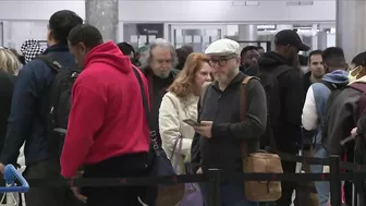 Holiday travel ramps up, lines building at Atlanta Airport