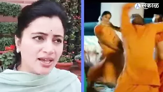 MP Navneet Rana trolled on Bhagawa bikini Issue | Politics | Sakal Media