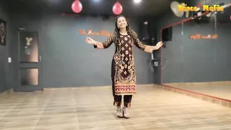 Mera Dil yeh Pukare Aja | instagram Viral Pakistani Girl Aisha Dance style | Reel | Ripanpreet Sidhu