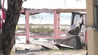 Fort Myers Beach continues to rebuild after Hurricane Ian