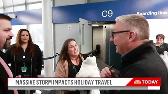 Airlines Prepare For Holiday Travel Surge As Winter Storm Looms