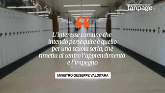 Cellulari in classe, arriva la circolare di Valditara: “Non si va a lezione per distrarsi”