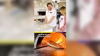 How to stretch Pizza Dough?