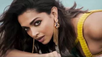 Besharam Rang Song | Pathaan | Shah Rukh Khan, Deepika Padukone | Vishal & Sheykhar | Shilpa, Kumaar