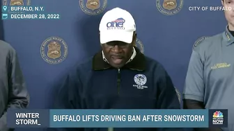 Buffalo Mayor Announces Lifting Of Travel Ban After Heavy Snowfall