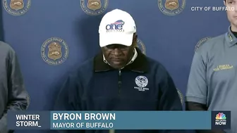 Buffalo Mayor Announces Lifting Of Travel Ban After Heavy Snowfall