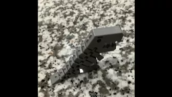 3D printer time laps/ flexible Dino